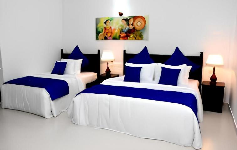 Blue Spring Hotel Wadduwa Exterior foto